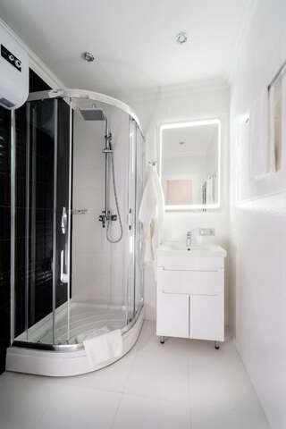 Апарт-отели Status Apartments Киев Апартаменты Делюкс-7