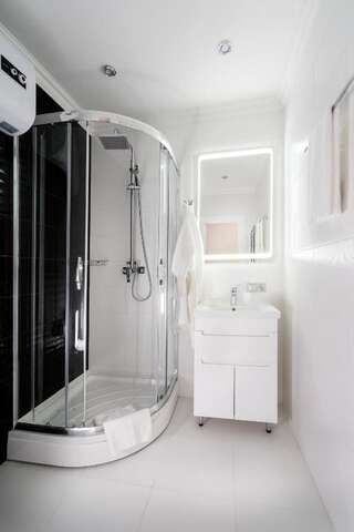 Апарт-отели Status Apartments Киев Апартаменты Делюкс-16